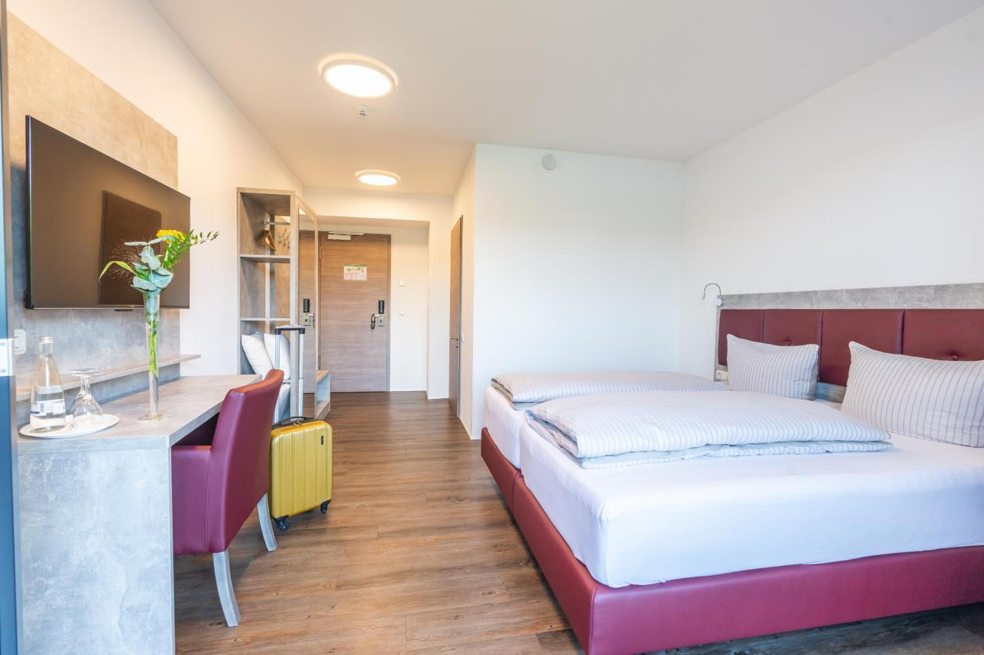 Seehotel Forst フォースト エクステリア 写真