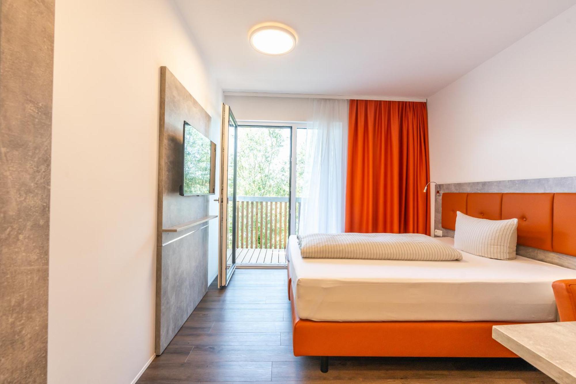 Seehotel Forst フォースト エクステリア 写真